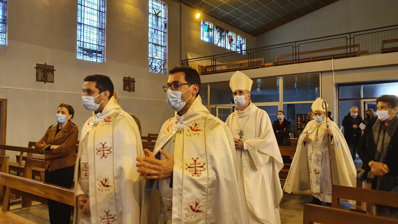installation nouveau prêtre mission maronite de Nantes